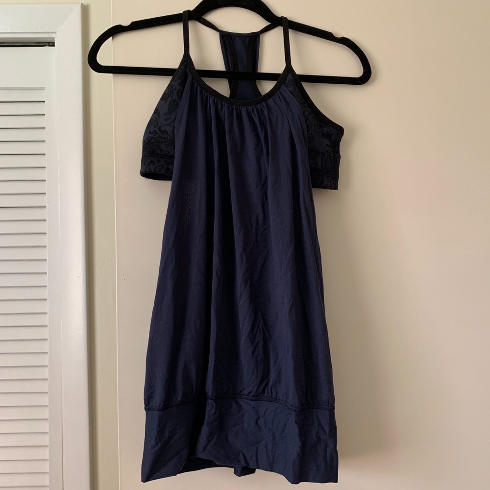 Lululemon No Limits Tank Navy Size 6